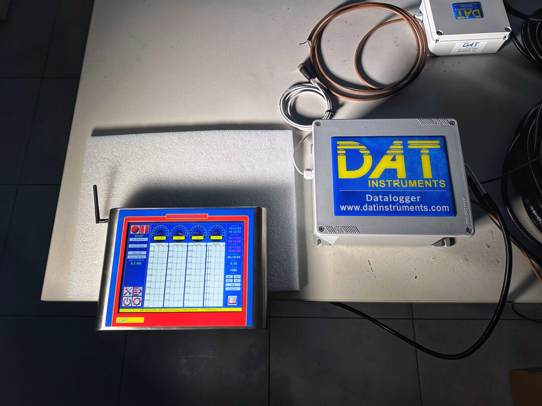 DAT-instruments-DAT-TinyLog-datalogger-DAT-instruments-Nigeria-lavorazione-DAT-TinyLog